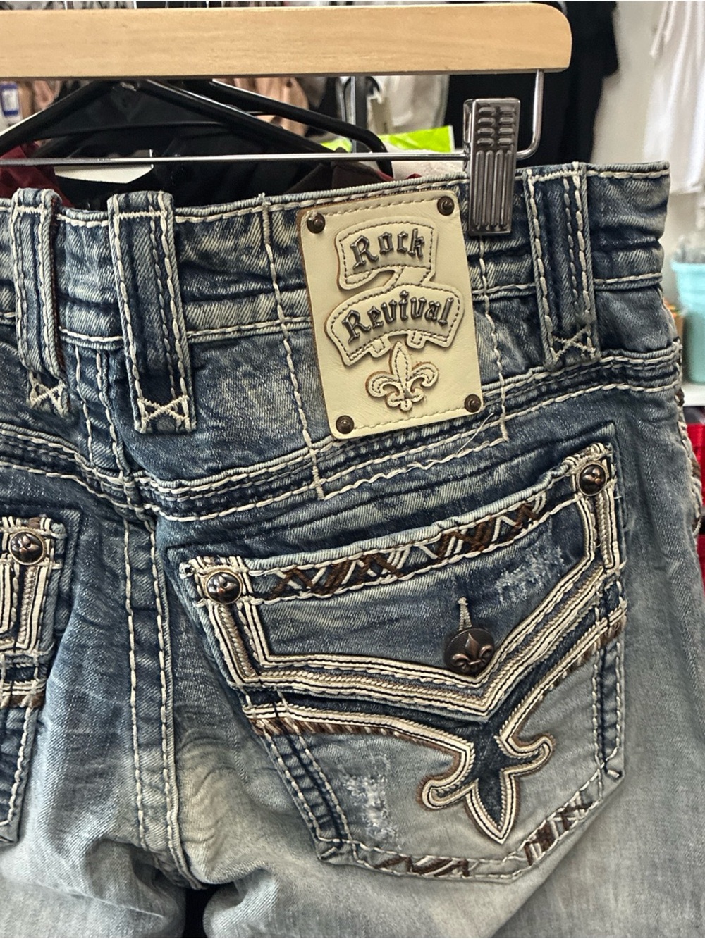 Men’s Rock Revival Distressed Jeans 👖 Pre Owned Used Sz 34 Streetwear - Picture 13 of 15